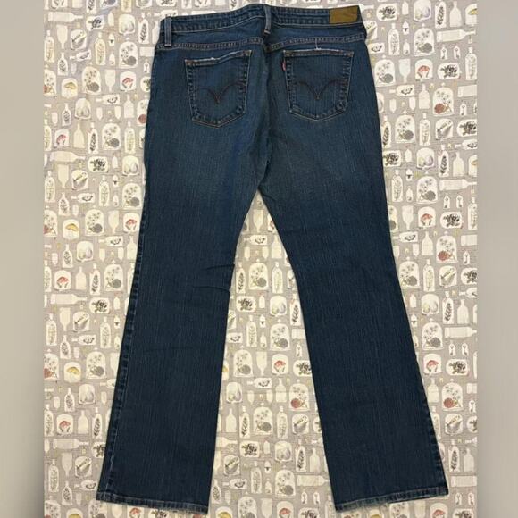 Levis vintage bootcut 565 jeans - Picture 3 of 9